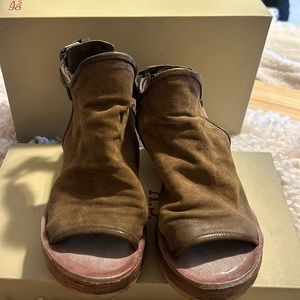 AS 98 wedge sandal dark olive